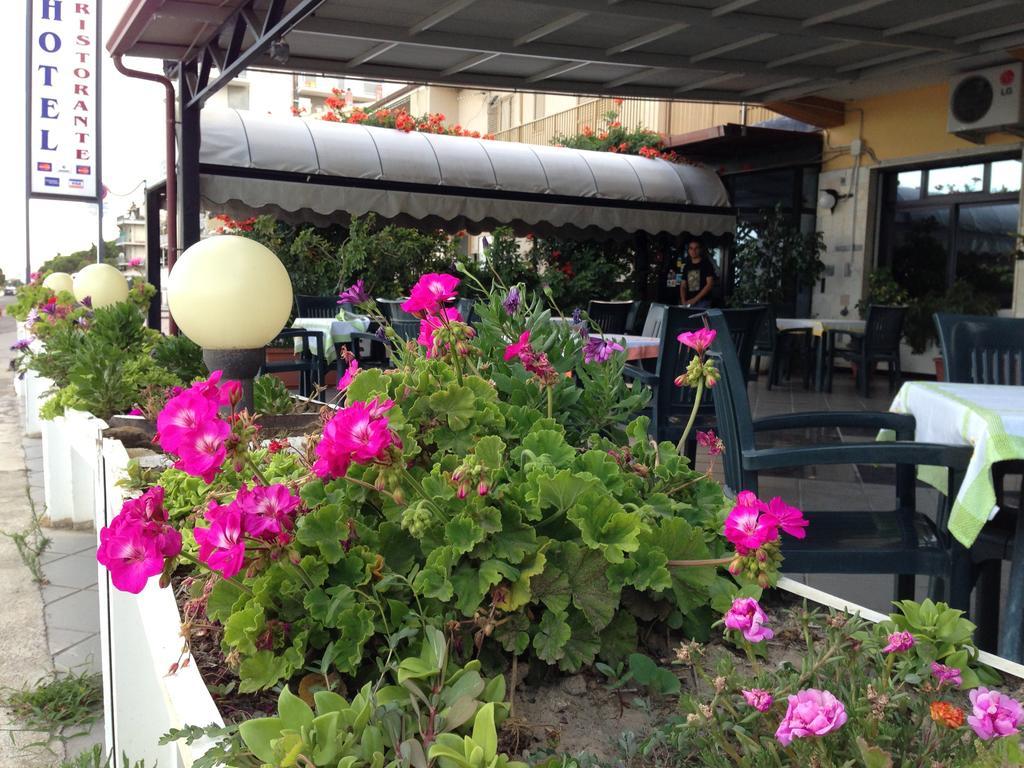 Hotel Ristorante Stellato Trebisacce Ngoại thất bức ảnh